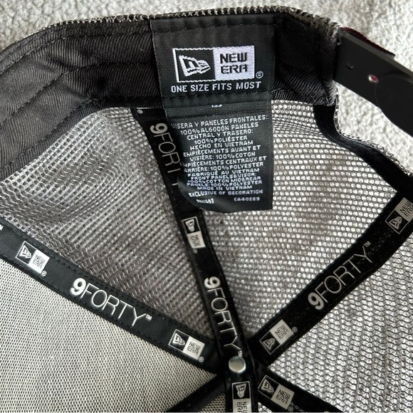 Atlanta Falcons NFL, Football, Gray  New Era 9forty Baseball Snapback Cap Hat - Picture 5 of 5